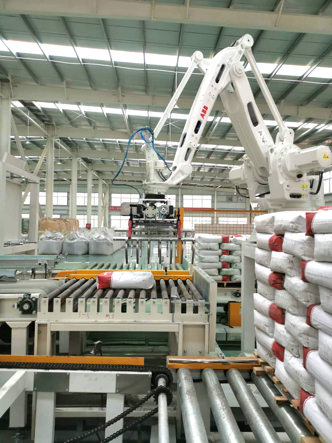 ?大廣金剛砂地坪材料  新鄉(xiāng)自動(dòng)化工廠！